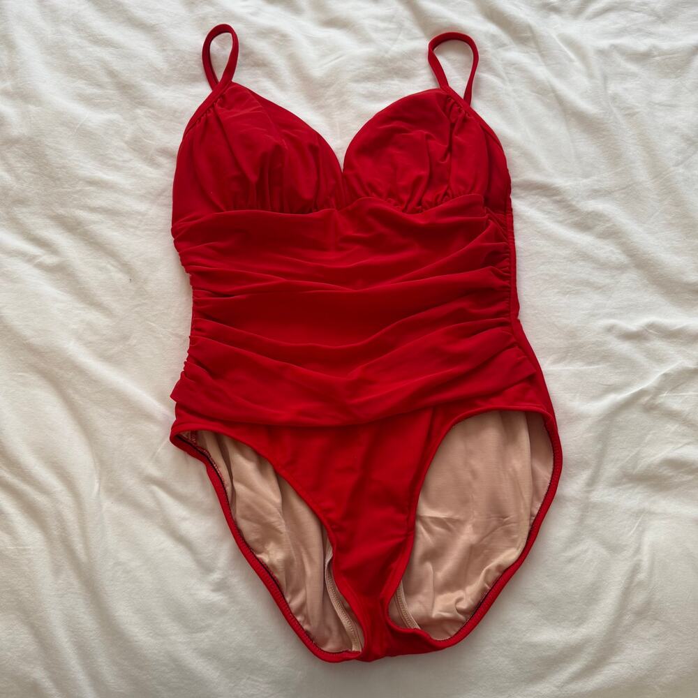 Carol Wior Red One Piece Swimsuit M Tummy Control‎ Underwire Ruched Swimwear